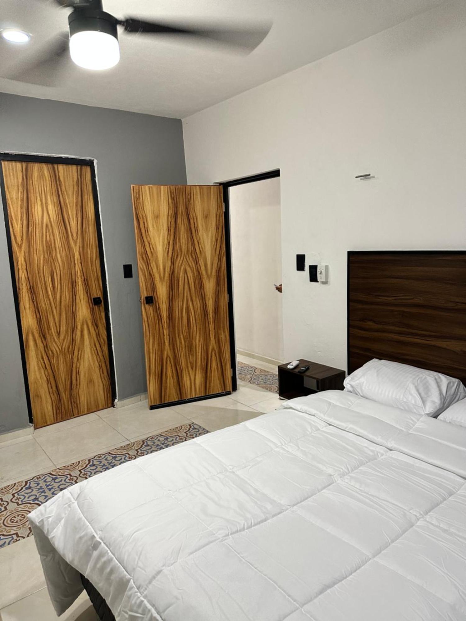 Apartamentos 31 Прогресо Экстерьер фото