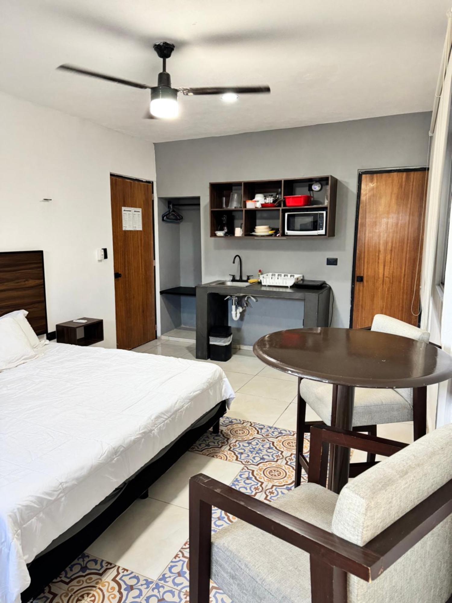 Apartamentos 31 Прогресо Экстерьер фото