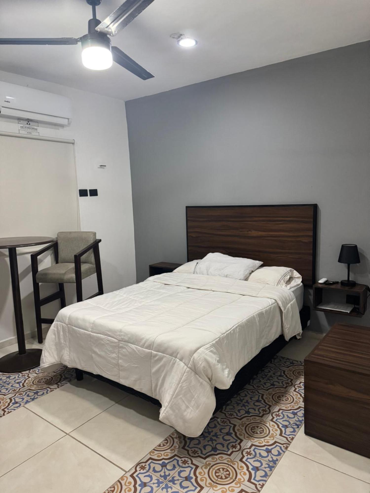 Apartamentos 31 Прогресо Экстерьер фото
